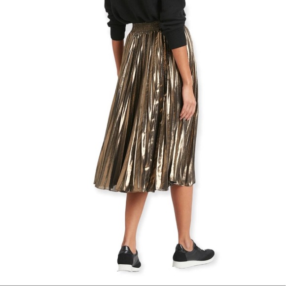Ann Taylor Dresses & Skirts - Ann Taylor Metallic Gold MIDI Skirt | Size 2 | Holiday Christmas New Years Eve